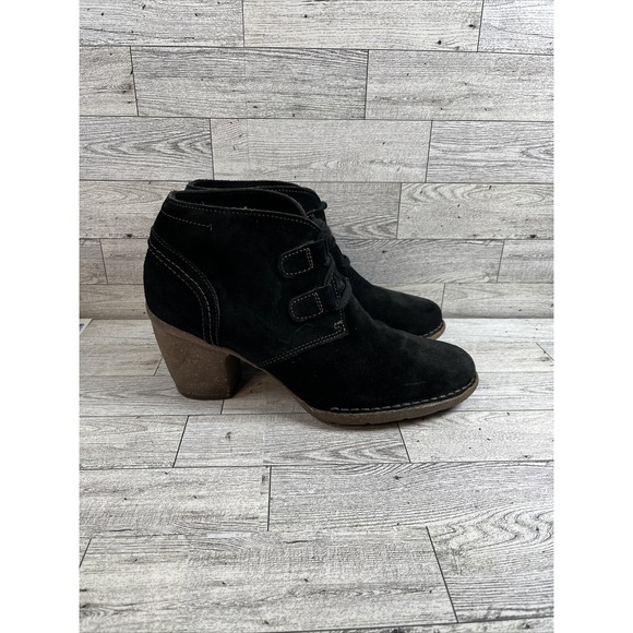 Clarks Carleta Lyon Black Suede Ankle Booties Heels Shoes Women Size 9M - Picture 3 of 10